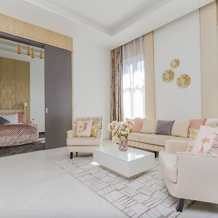 The Opulent Oasis By Newave Apartments Budapest Extérieur photo