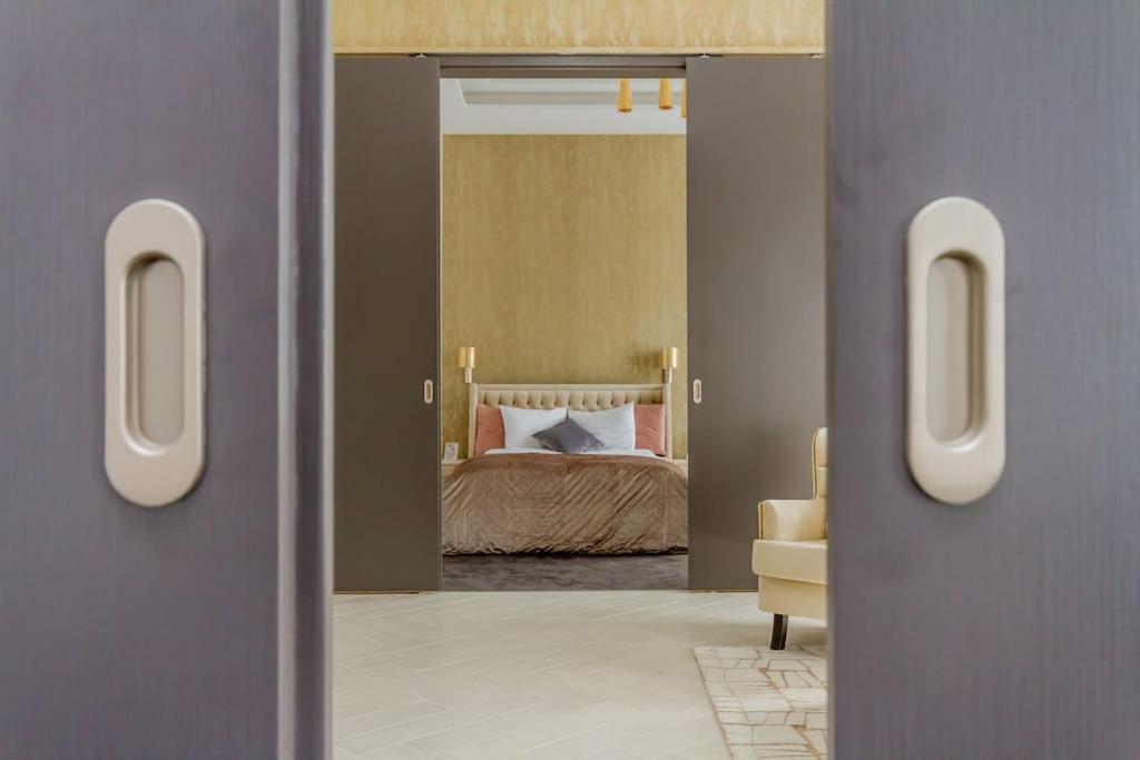 The Opulent Oasis By Newave Apartments Budapest Extérieur photo